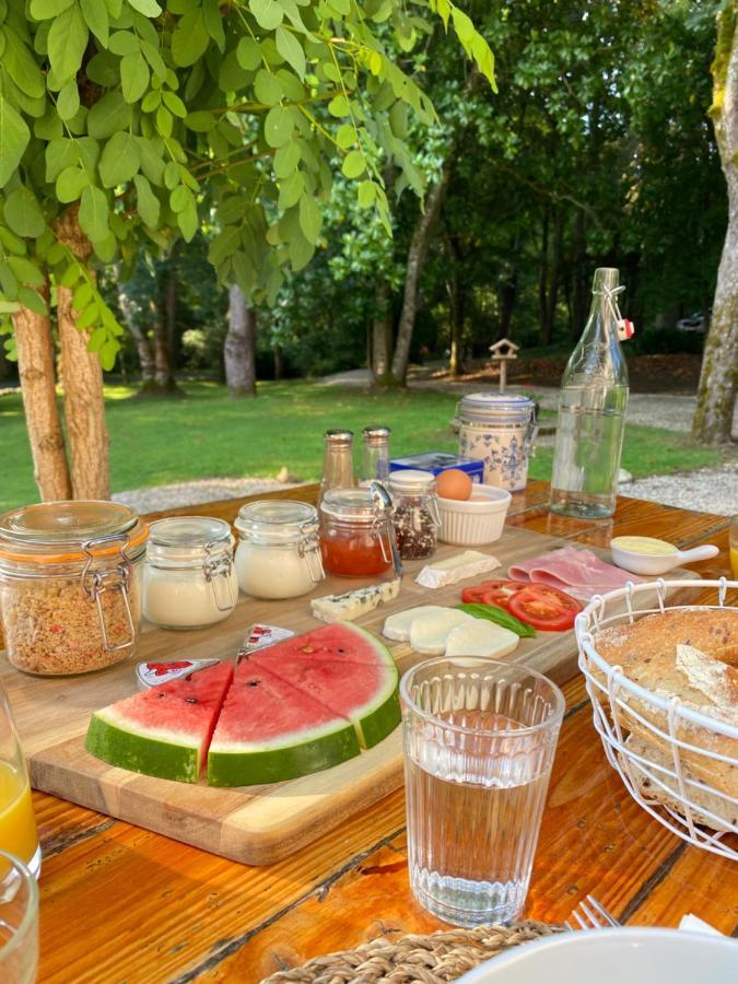 Bed and Breakfast Domaine La Rose Caylus Экстерьер фото