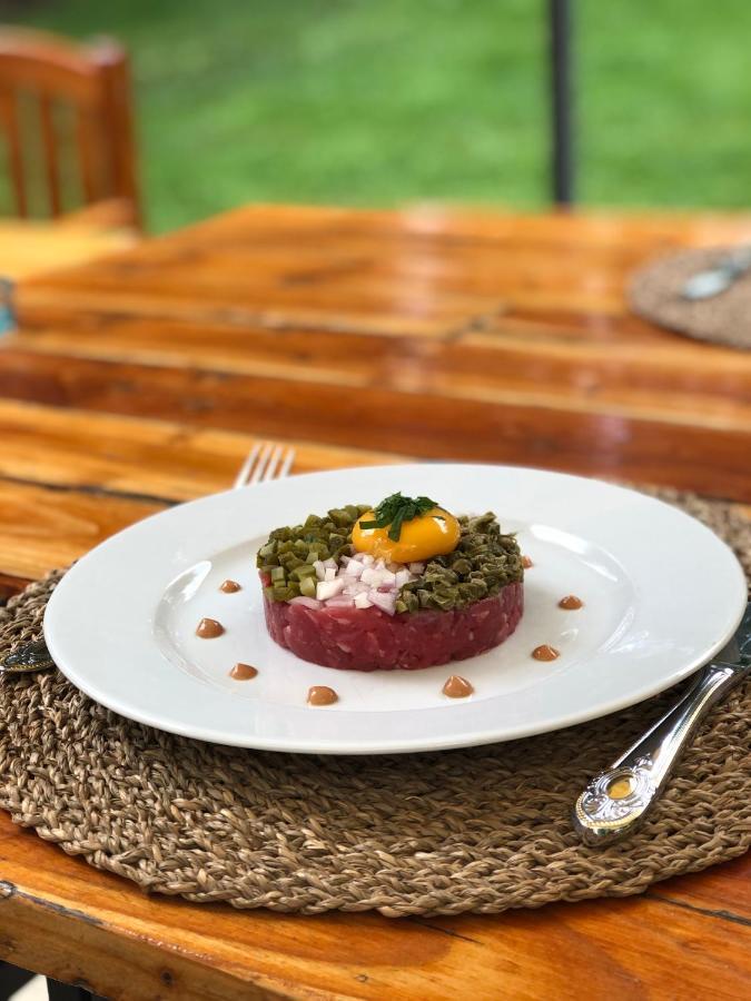Bed and Breakfast Domaine La Rose Caylus Экстерьер фото